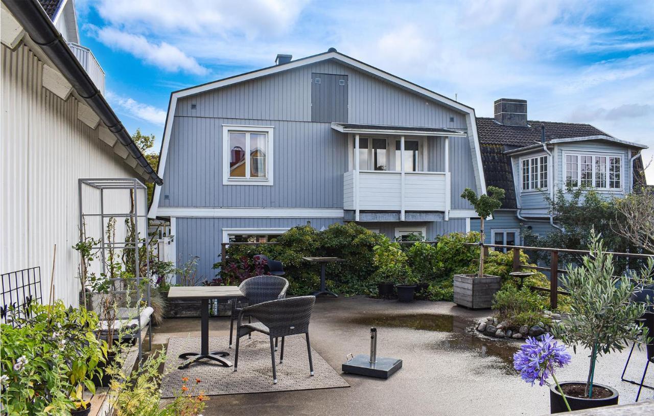 Cozy Home In Karlskrona With Kitchen Exterior foto
