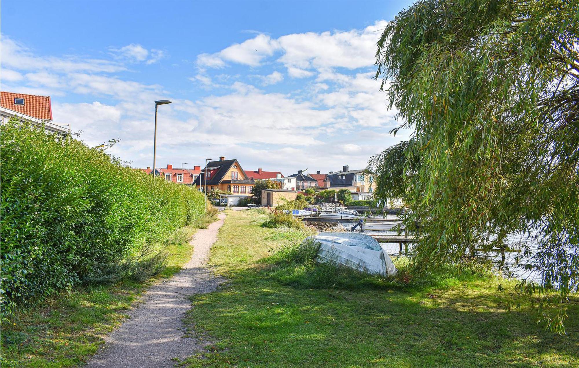 Cozy Home In Karlskrona With Kitchen Exterior foto